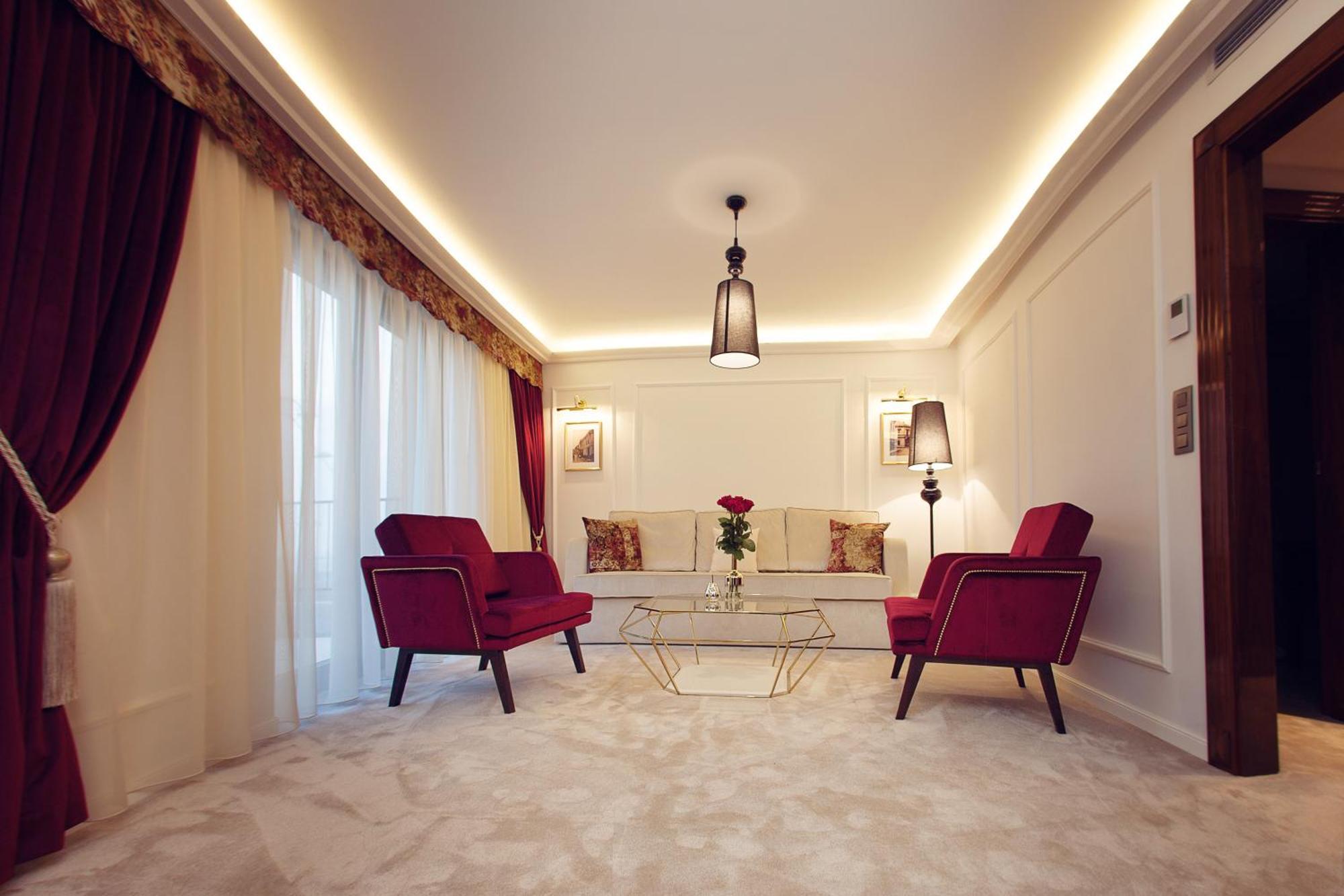 Hotel Zlaty Klucik - Golden Key With Luxury Spa Nitra Exterior foto